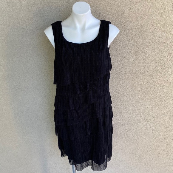 Black Layered Ruffles Mini Sleeveless Boho Dress - Picture 4 of 5